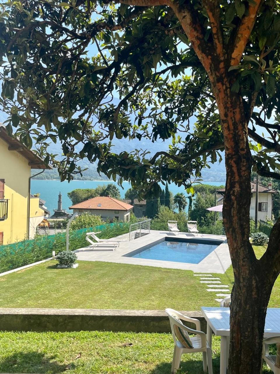 Casa Gialla Джера Ларио Екстериор снимка