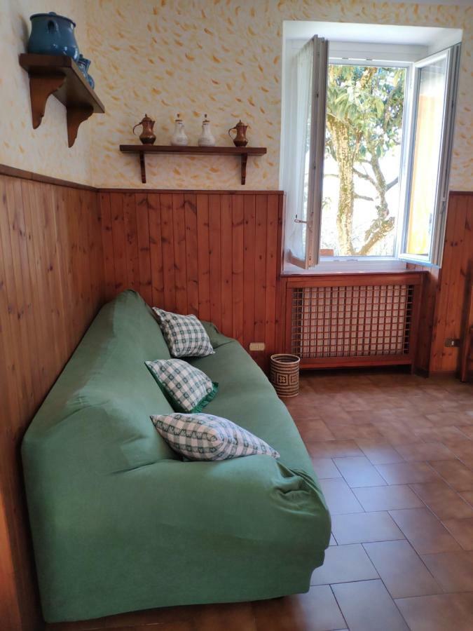 Casa Gialla Джера Ларио Екстериор снимка